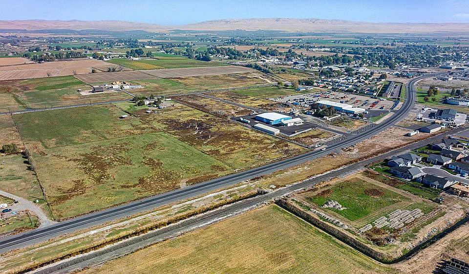 1st image of 750 Yakima Valley Hwy