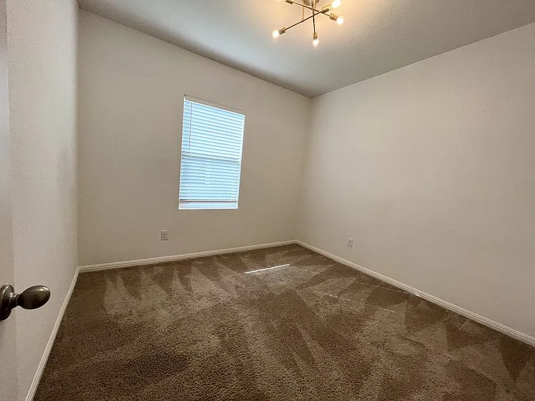 12602 Henry Clay Dr — Photo 8