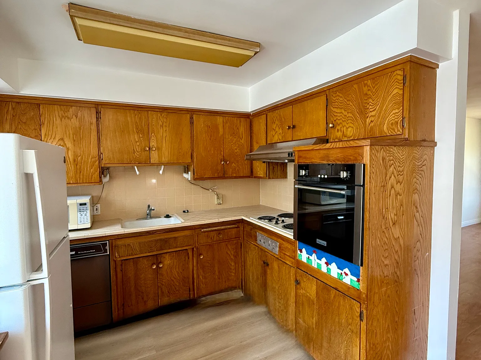 333 Linden Ave — Photo 3