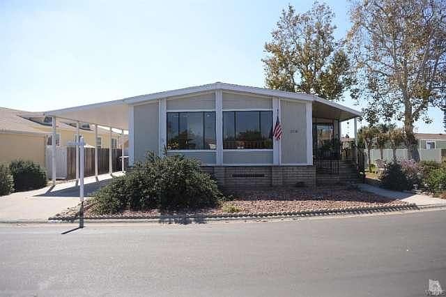1st image of 510 Strawberry Pl #76