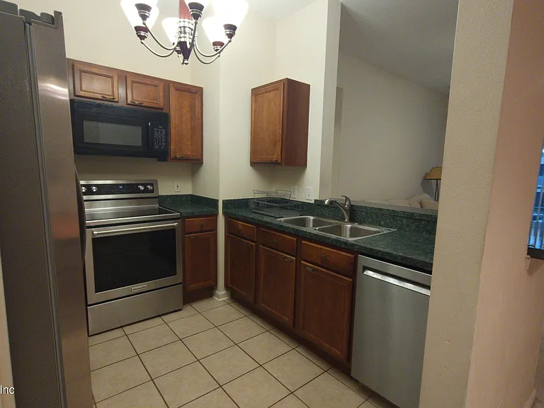 8601 Beach Blvd #705 — Photo 11