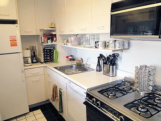 Rented by Boulevard Residentials | media 19