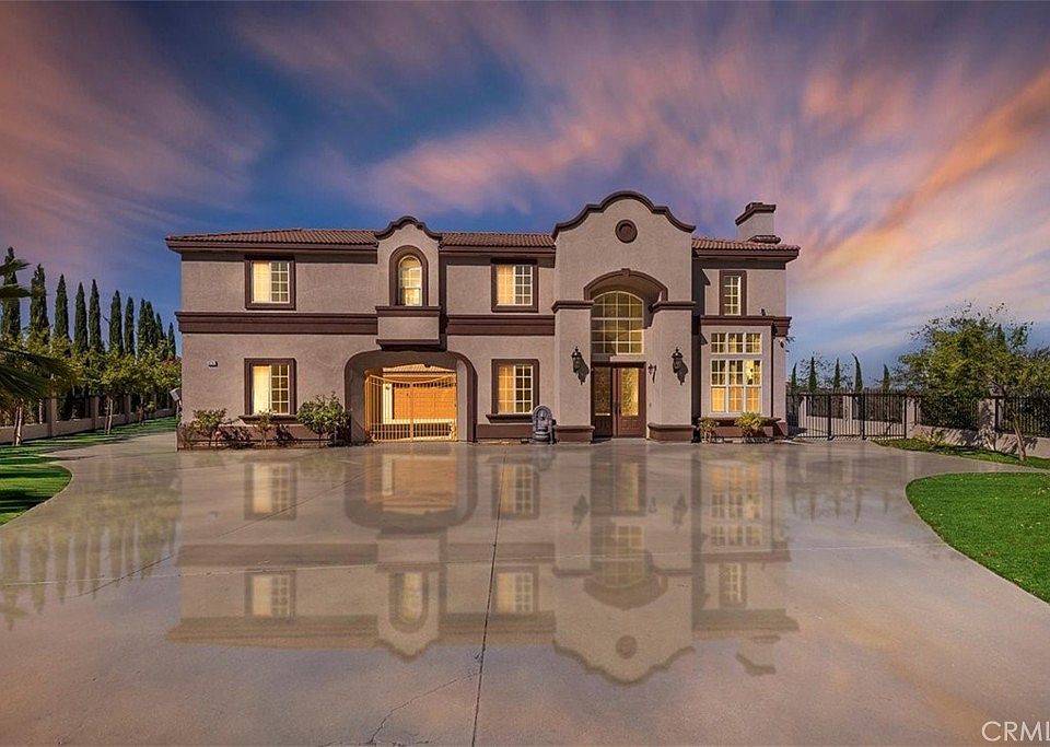1st image of 39292 Butterfly Dr