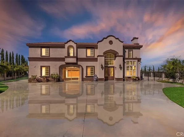 39292 Butterfly Dr, Yucaipa, CA 92399