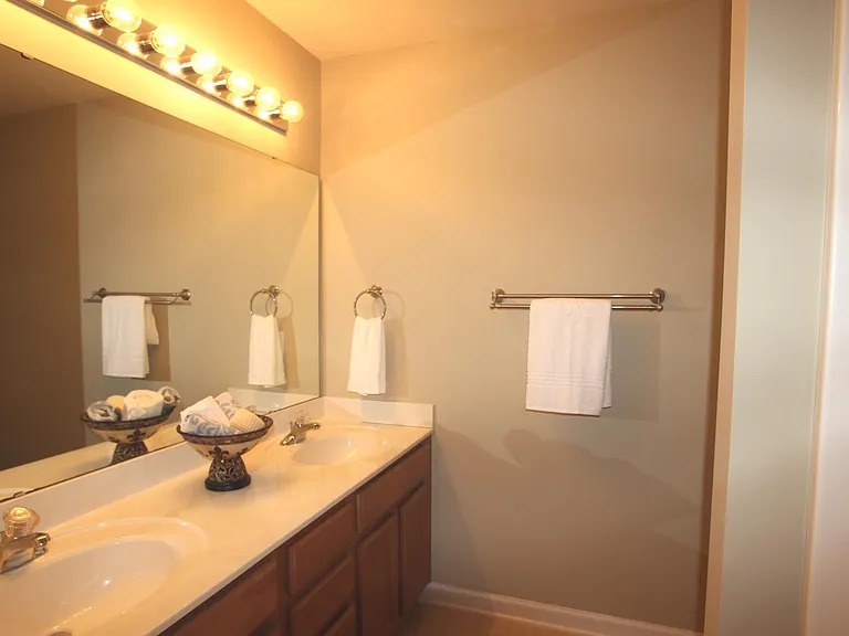 129 Dove Cottage Ln — Photo 7
