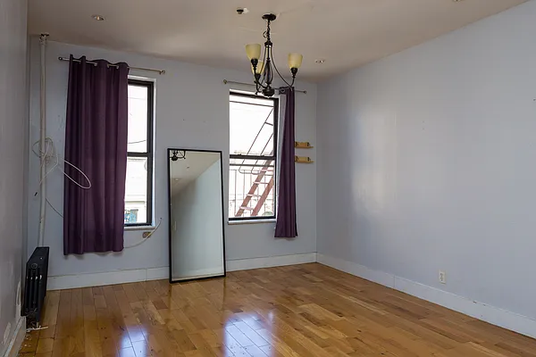 Rented by Nooklyn NYC LLC | media 9