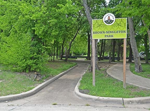 4th image of 88 Elmwood Trl