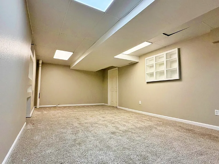 6764 Hillridge Pl — Photo 30