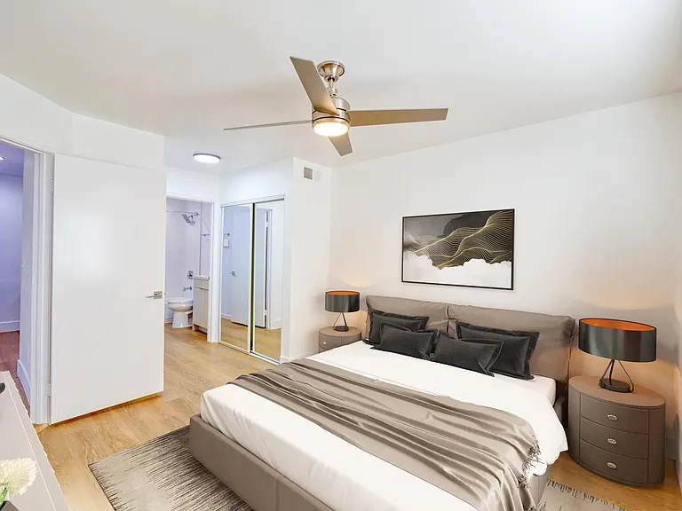 Virtually Staged 2BR2BA