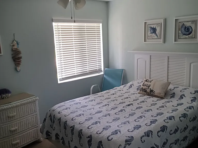 9 Collinson Ct — Photo 35