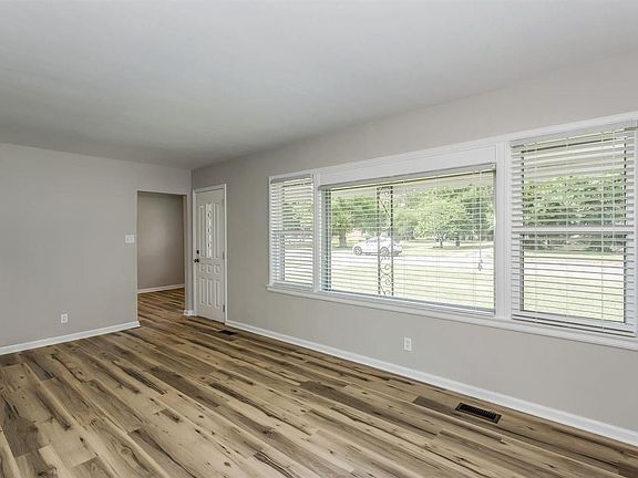 4th image of 601 W 22nd Ave
