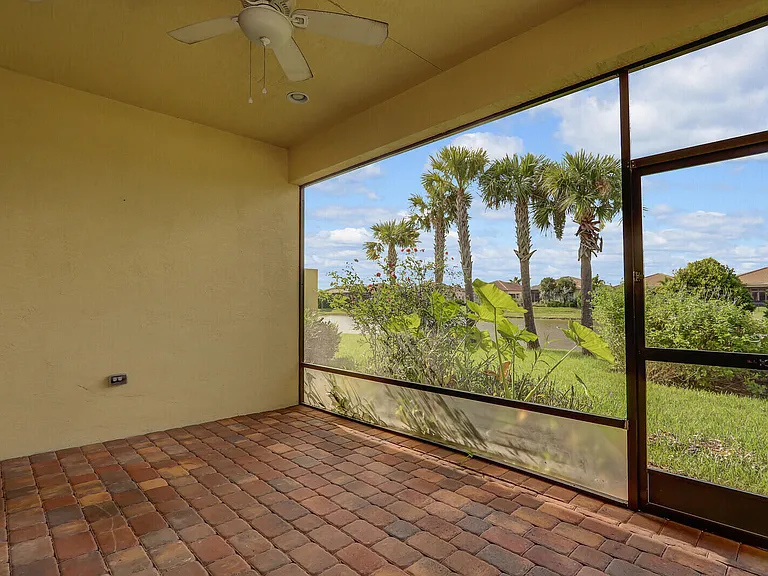 21026 SW Modena Way — Photo 30