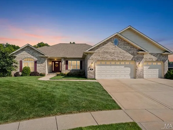 403 Willow Point Trl, O Fallon, IL 62269