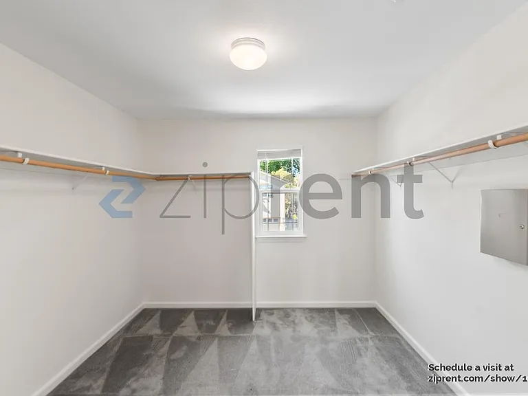 419 Malcolm Dr — Photo 30