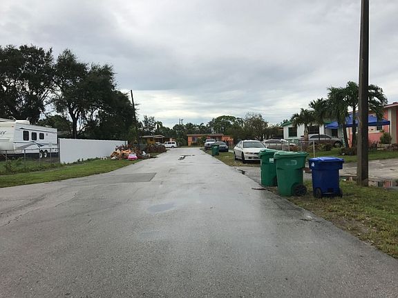 5th image of 17630 NW 36th Ave