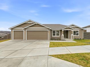2888 S Roosevelt St, Kennewick, WA 99338
