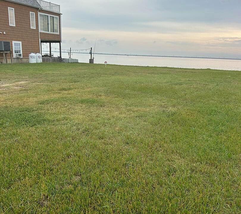 2nd image of 44 N New Rd