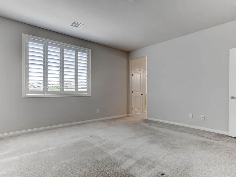 8040 Skye Falls St — Photo 15