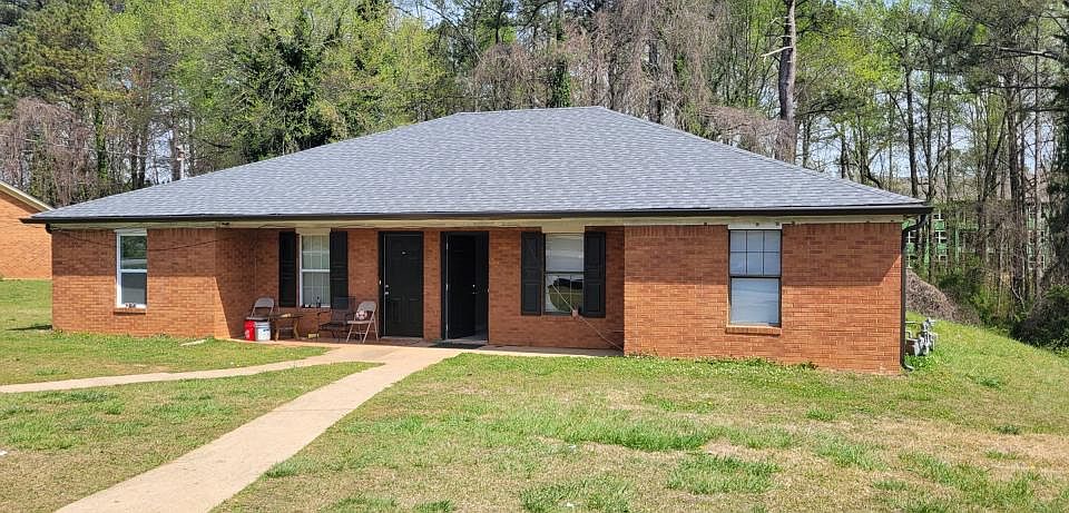 1st image of 742 Still Lake Dr