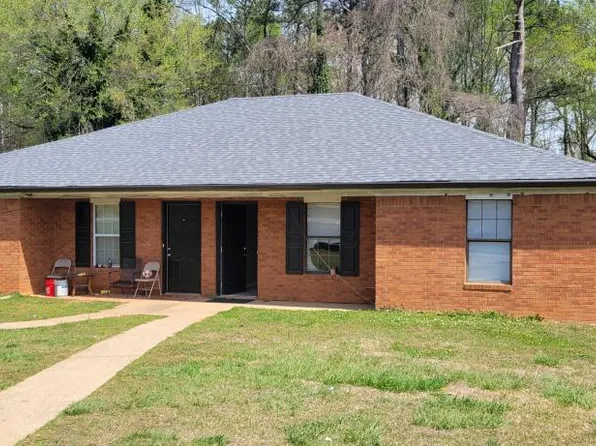 742 Still Lake Dr, Lawrenceville, GA 30046