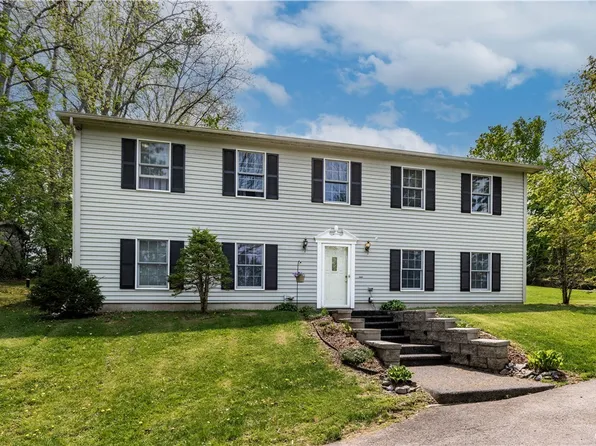 7142 Taylor Rd, East Syracuse, NY 13057