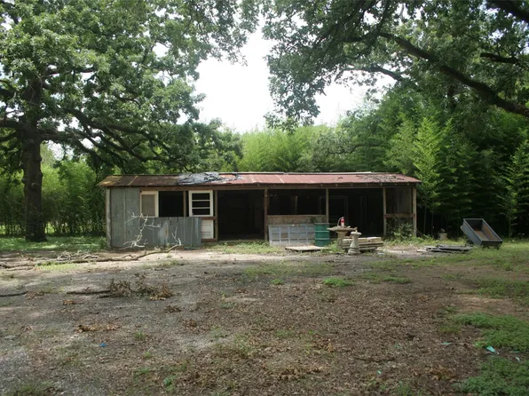 634 S Mount Mariah Rd, Montgomery, TX 77316