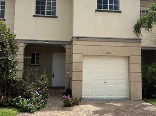 1990 Marsh Harbor Dr, West Palm Beach, FL 33404