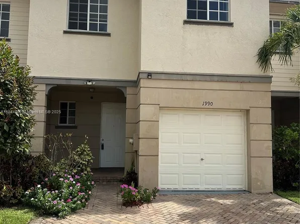 1990 Marsh Harbor Dr, West Palm Beach, FL 33404