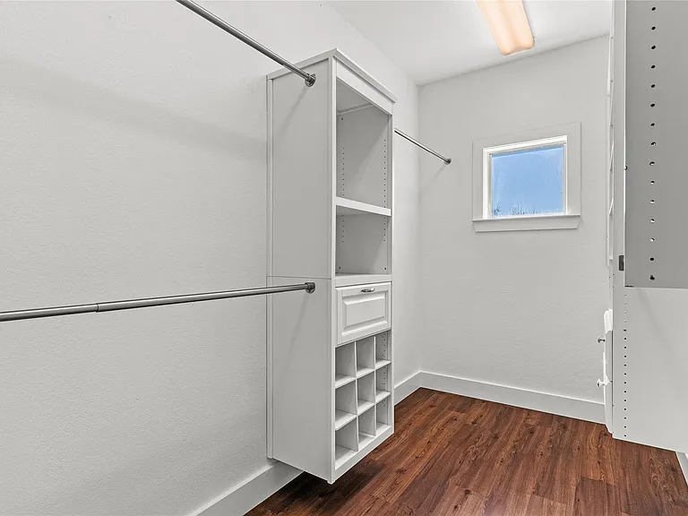 4830 Cedar Springs Rd #3 — Photo 15