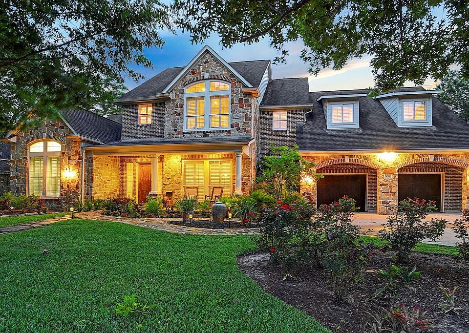 1st image of 439 W Gaywood Dr