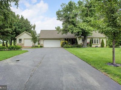 50 Valley View Dr, Littlestown, PA, 17340