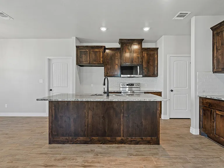 3400 Hilltop Rd — Photo 14