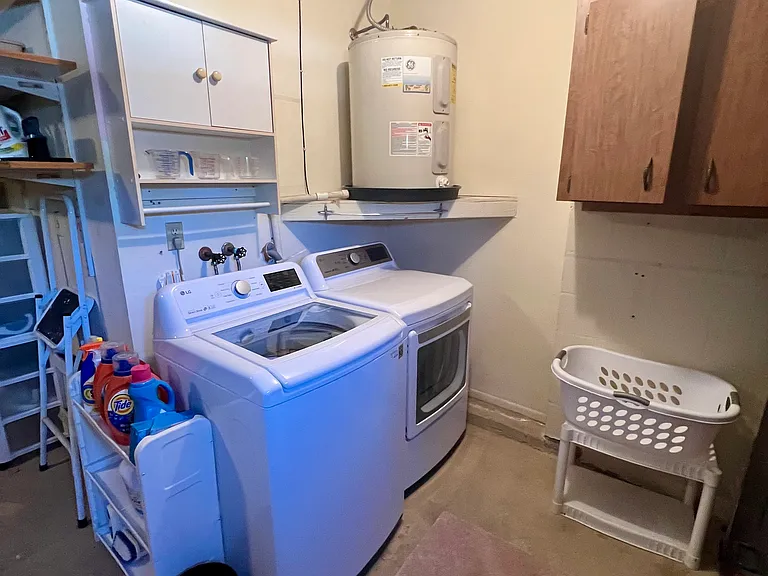 8159 Alhambra Ct — Photo 6
