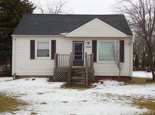 2505 Dearborn Ave, Rochester Hills, MI 48309