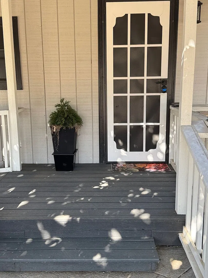 Charming 2BR House in Visalia — Photo 2