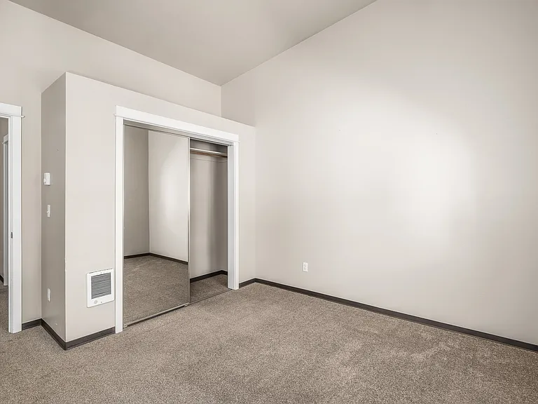 2 bedroom - Bedroom space
