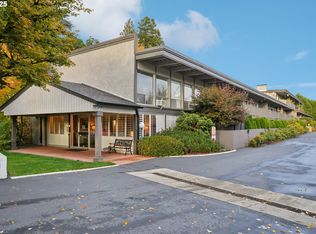 4460 SW Scholls Ferry Rd UNIT 3, Portland, OR 97225