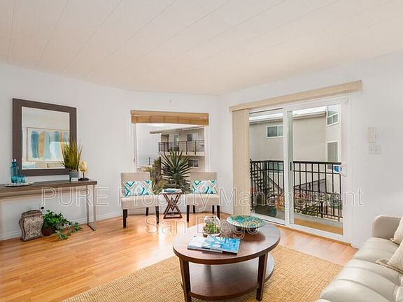 5th image of 460 Camino Del Mar APT 6