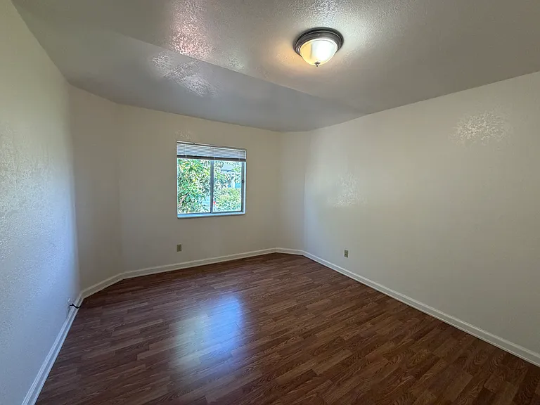 3145 Keats St — Photo 18
