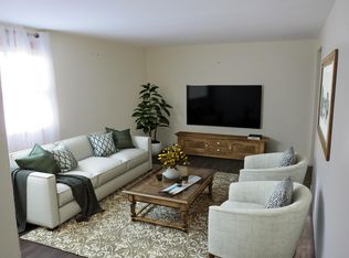 261 Wall St UNIT B, Metuchen, NJ 08840