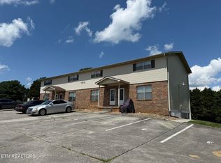 1818 Meadowland Ln, Louisville, TN 37777