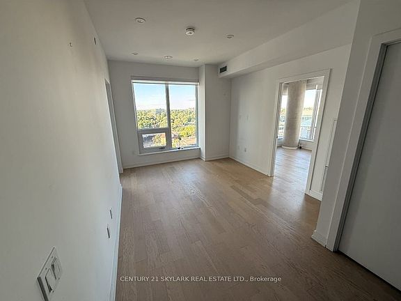 5th image of 15 Wellington St S #902