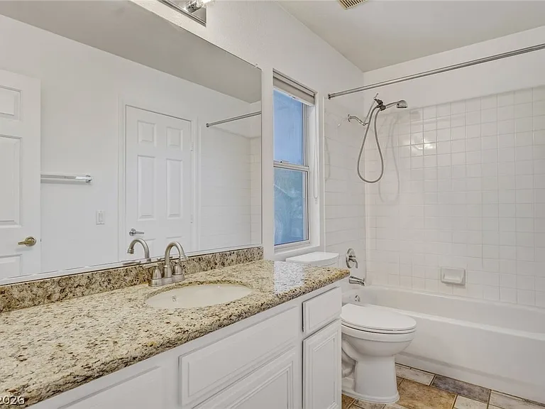 3034 Carbondale St — Photo 37