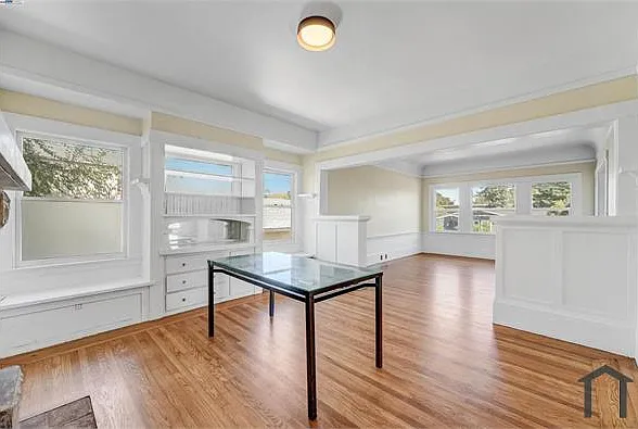 2713 Coolidge Ave — Photo 5