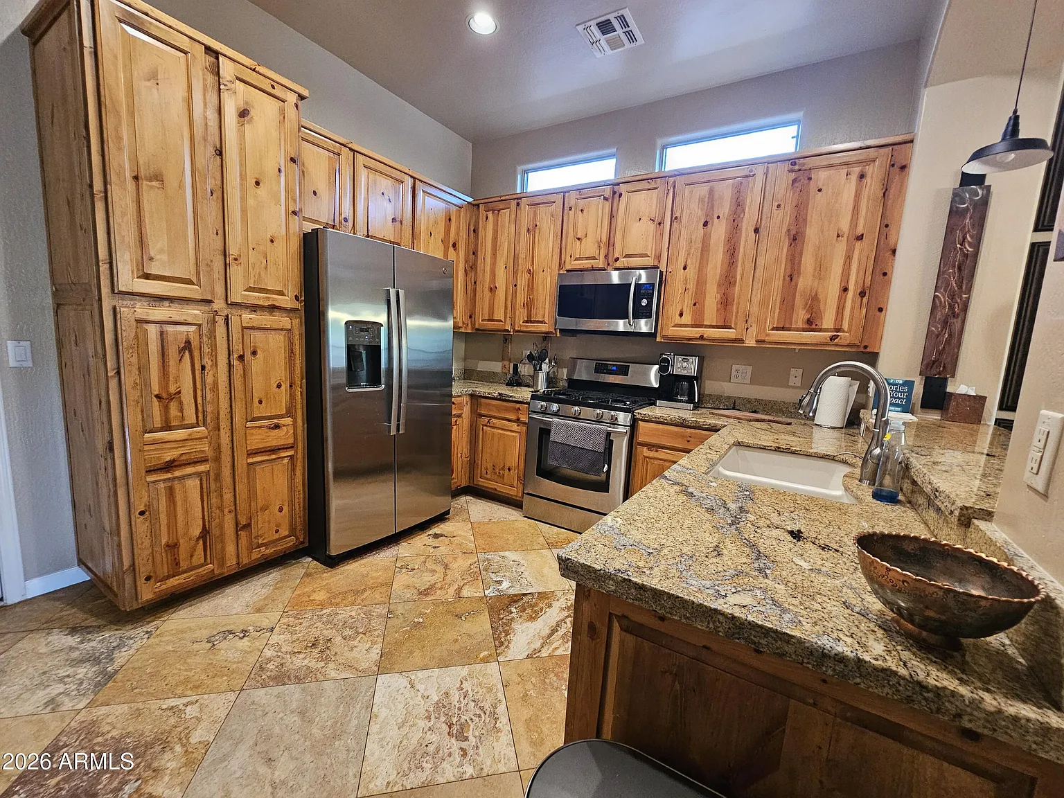 2 bed, 2.0 bath, 1560 sqft, $3,000 — Photo 3