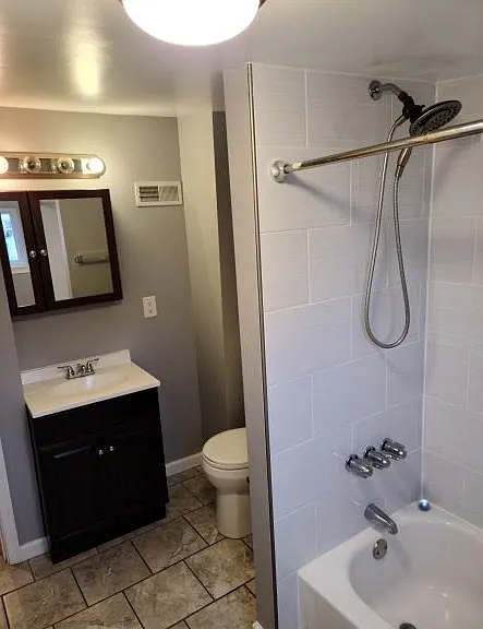 2546 Cedar St — Photo 23