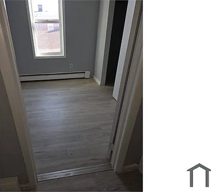 2 bed, 900 sqft, $1,500 — Photo 3