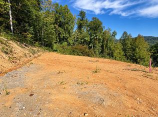 353 Walden Ridge Ln, Caryville, TN 37714