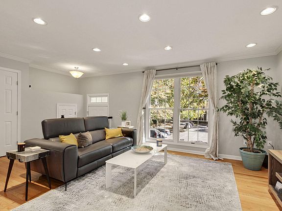 Mail living room