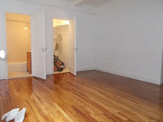 Rented by Pink Stone Realty LLC | media 18